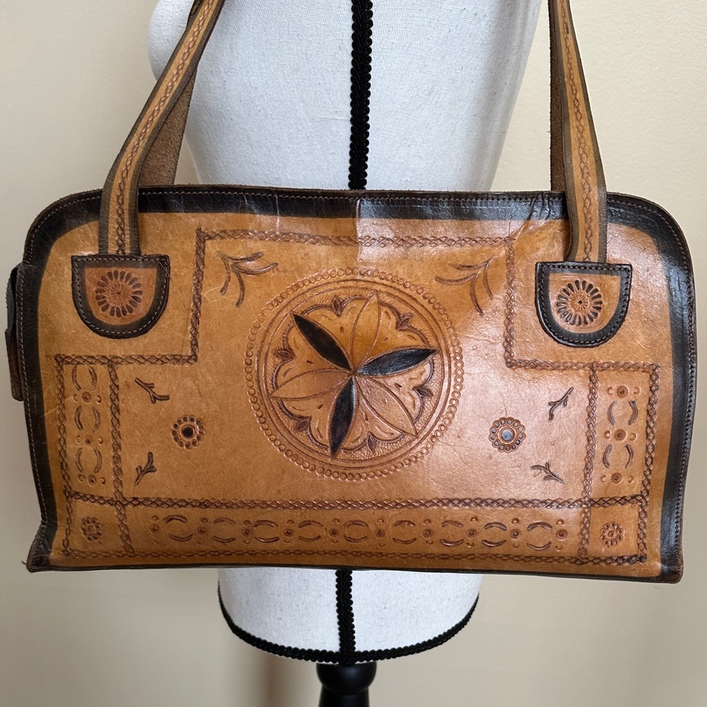 Astro Vintage Leather Shoulder / Hand Bag - Picture 8 of 17